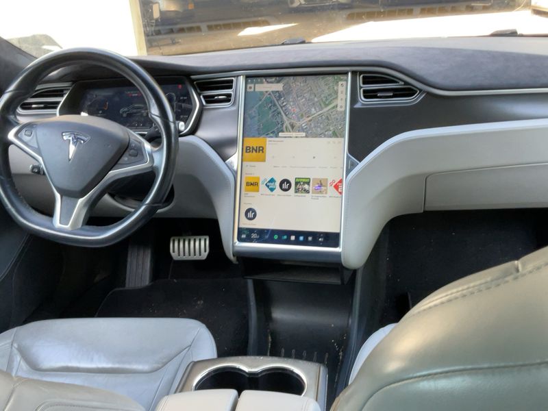 Tesla Model S P85D Performance 2015 – снимка 17