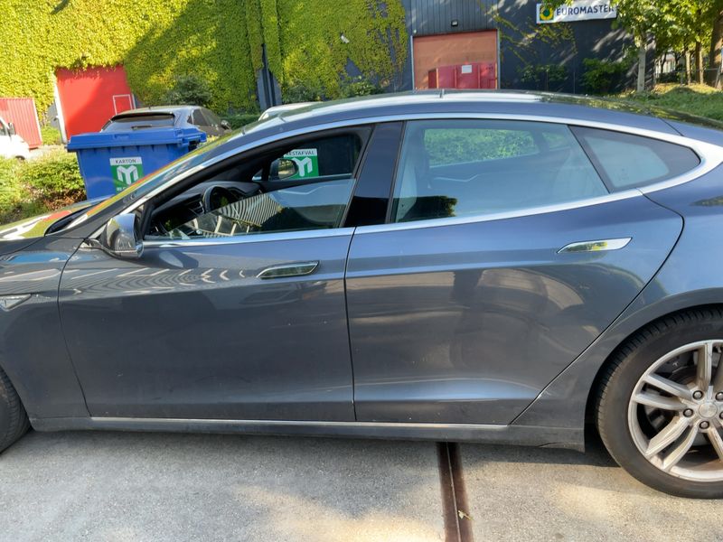 Tesla Model S P85D Performance 2015 – снимка 4