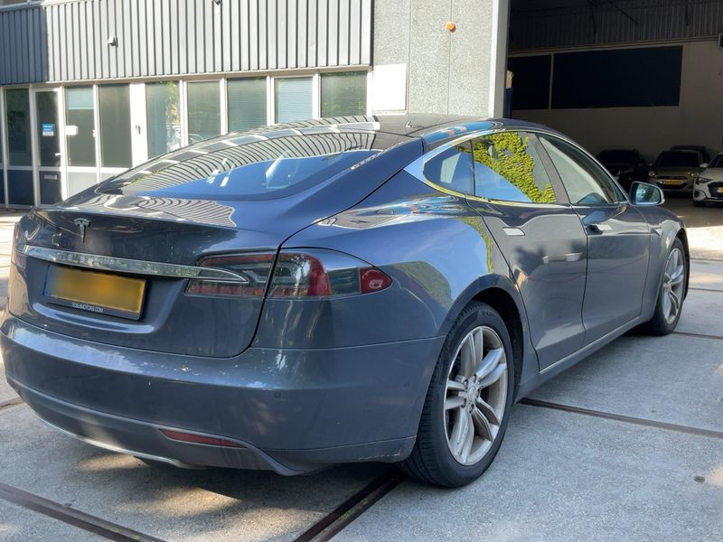 Tesla Model S P85D Performance 2015 – снимка 8