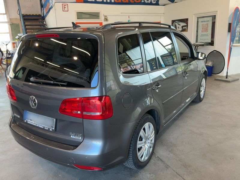 Volkswagen Touran 2.0 TDI Comfortline BlueMotion Tech 2015 – снимка 8