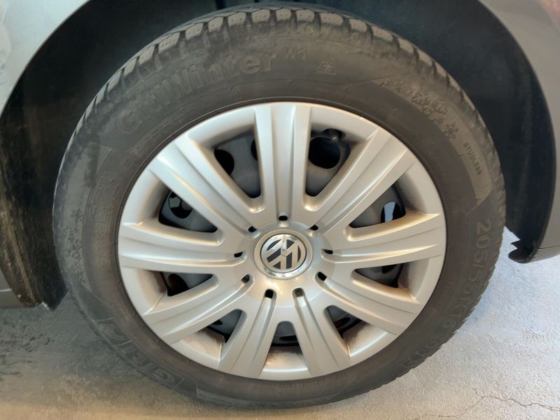 Volkswagen Touran 2.0 TDI Comfortline BlueMotion Tech 2015 – снимка 5