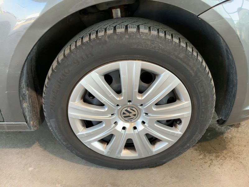 Volkswagen Touran 2.0 TDI Comfortline BlueMotion Tech 2015 – снимка 11