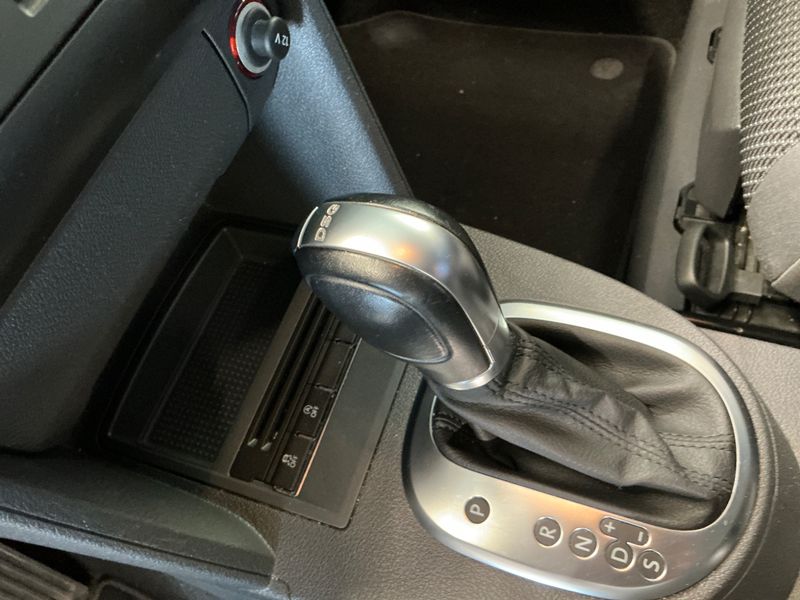 Volkswagen Touran 2.0 TDI Comfortline BlueMotion Tech 2015 – снимка 36