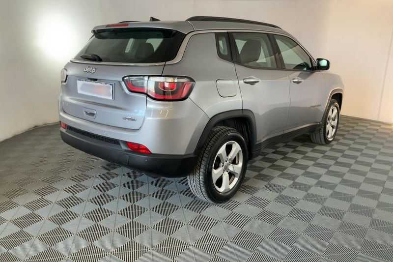 Jeep Compass 2.0 M-Jet Longitude 4WD 2019 – снимка 8