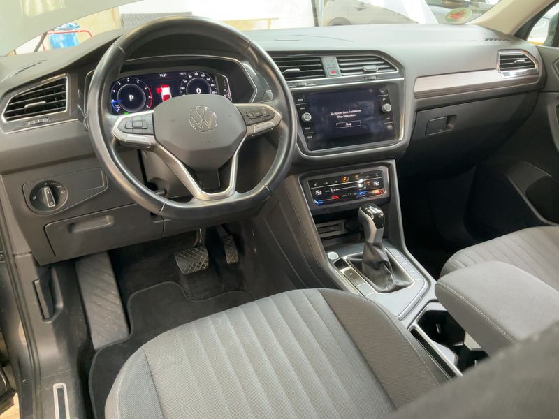 Volkswagen Tiguan Allspace 1.5 TSI ACT Life 2022 – снимка 18