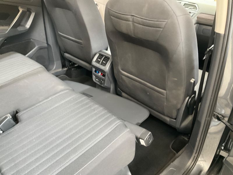 Volkswagen Tiguan Allspace 1.5 TSI ACT Life 2022 – снимка 28