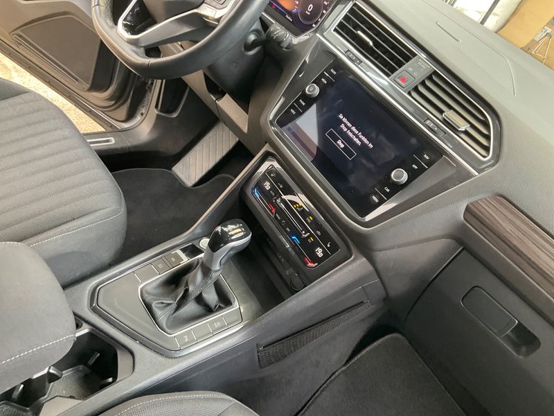 Volkswagen Tiguan Allspace 1.5 TSI ACT Life 2022 – снимка 33