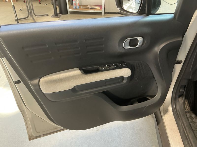 Citroen C3 Aircross 1.2 PureTech Feel 2018 – снимка 32