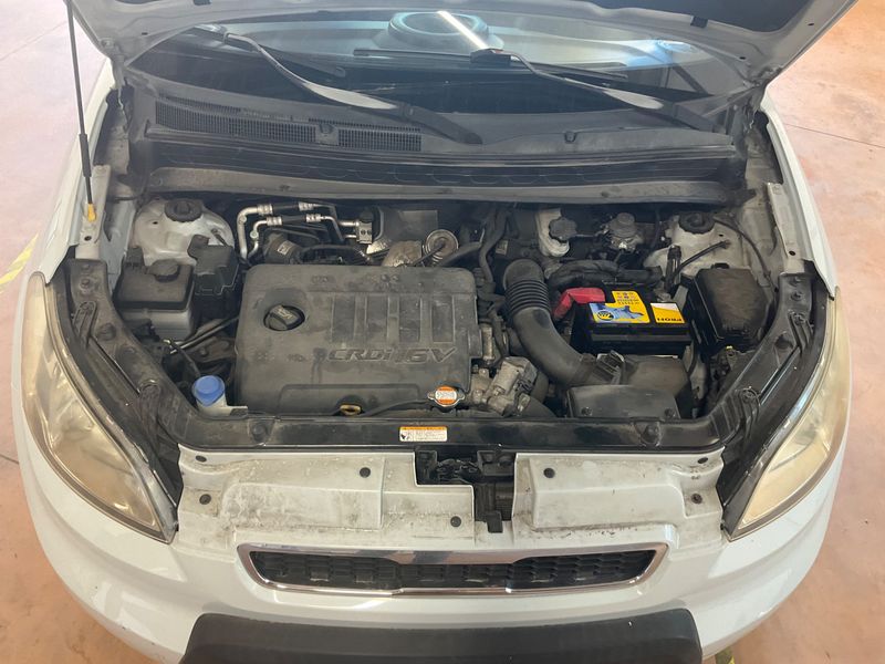 Kia Soul 1.6 CRDi Active 2010 – снимка на щета