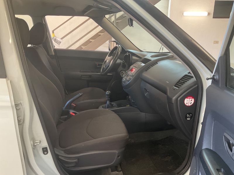 Kia Soul 1.6 CRDi Active 2010 – снимка 3