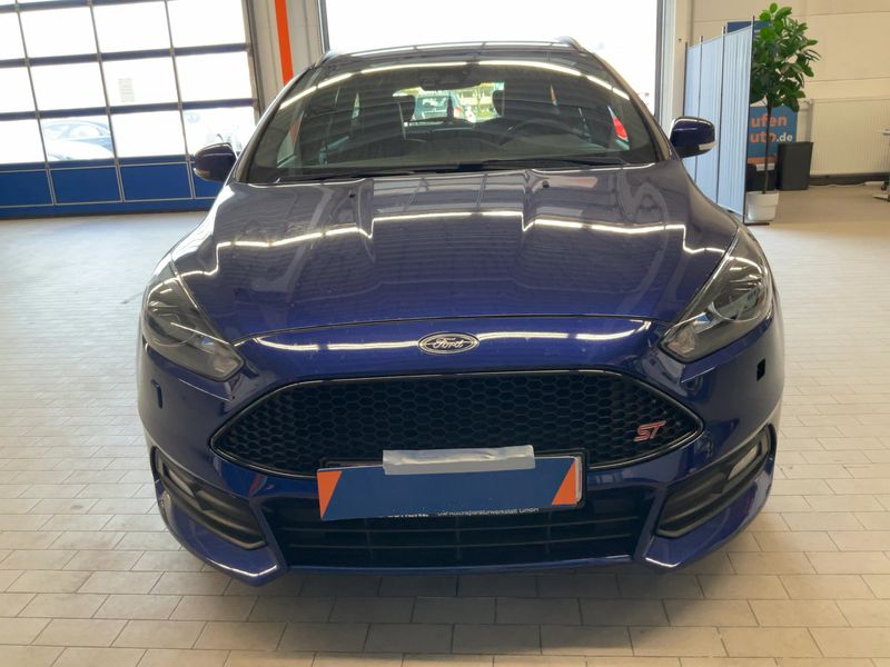 Ford Focus 2.0 EcoBoost ST 2017 – снимка 14