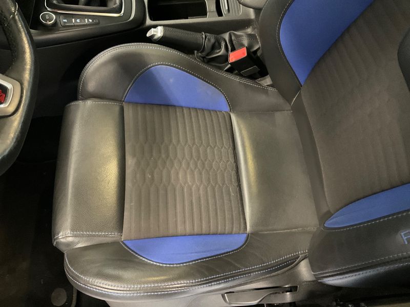Ford Focus 2.0 EcoBoost ST 2017 – снимка 23