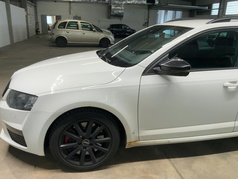 Skoda Octavia 2.0 TDI RS 2015 – снимка 2
