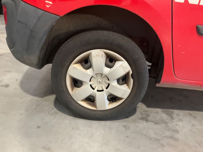 Renault Kangoo 1.5 BLUE dCi Express Confort L1 2019 – снимка 9