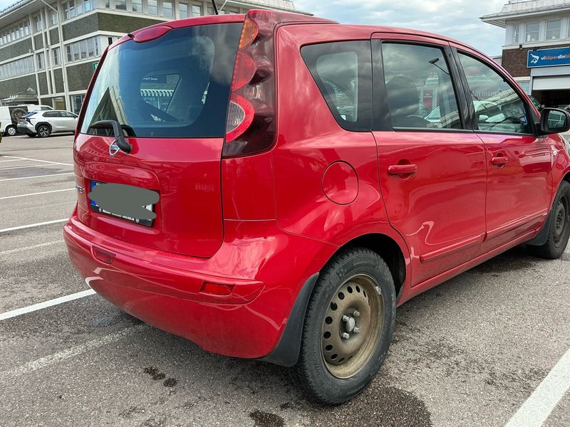 Nissan Note 1.4 Acenta 2012 – снимка 2