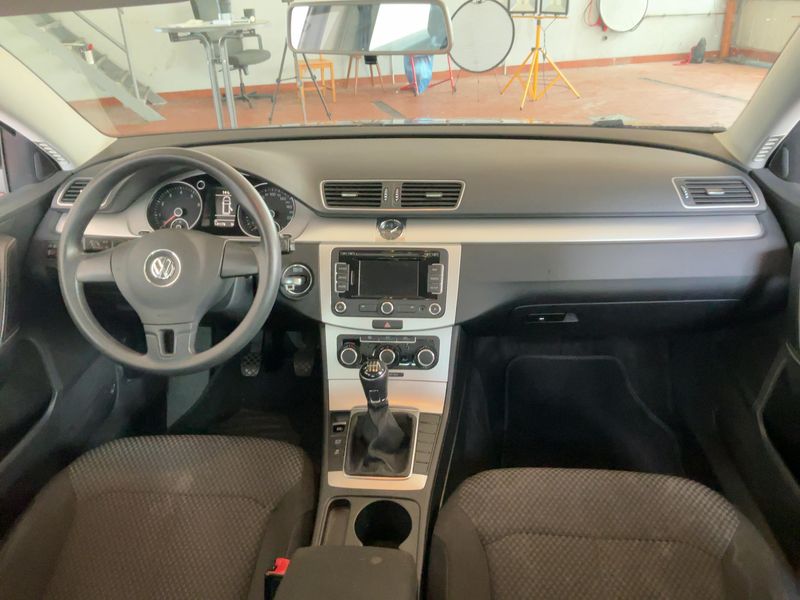 Volkswagen Passat 1.4 TSI Trendline 2014 – снимка 17