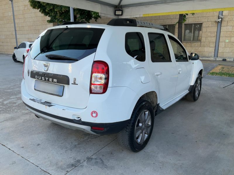 Dacia Duster 1.5 dCi Laureate 4x2 2016 – снимка 8
