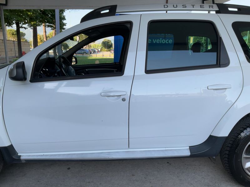 Dacia Duster 1.5 dCi Laureate 4x2 2016 – снимка 4