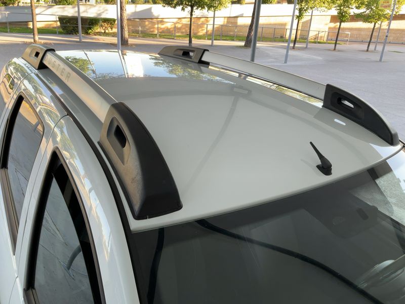Dacia Duster 1.5 dCi Laureate 4x2 2016 – снимка 13