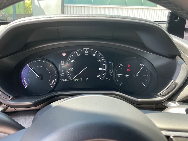 Mazda MX-30 electric drive 125 kW Makoto R-EV 2023 – снимка 18