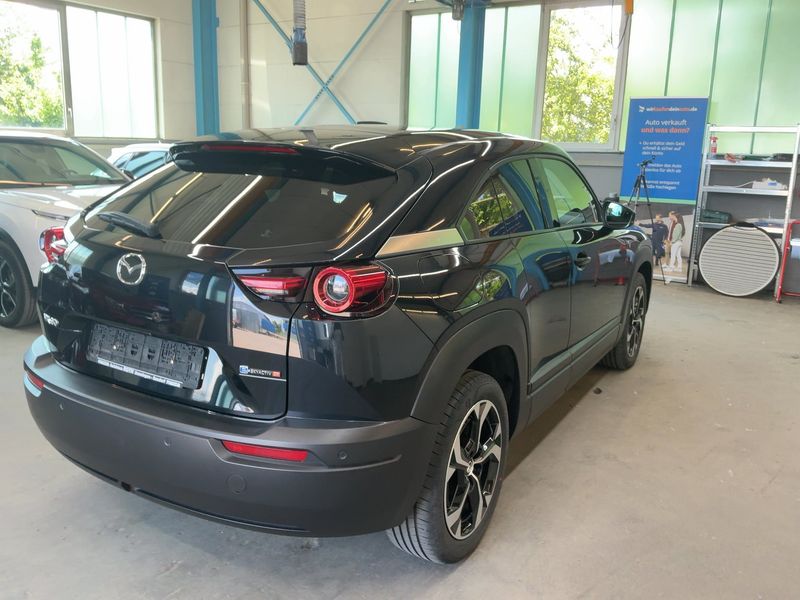 Mazda MX-30 electric drive 125 kW Makoto R-EV 2023 – снимка 8
