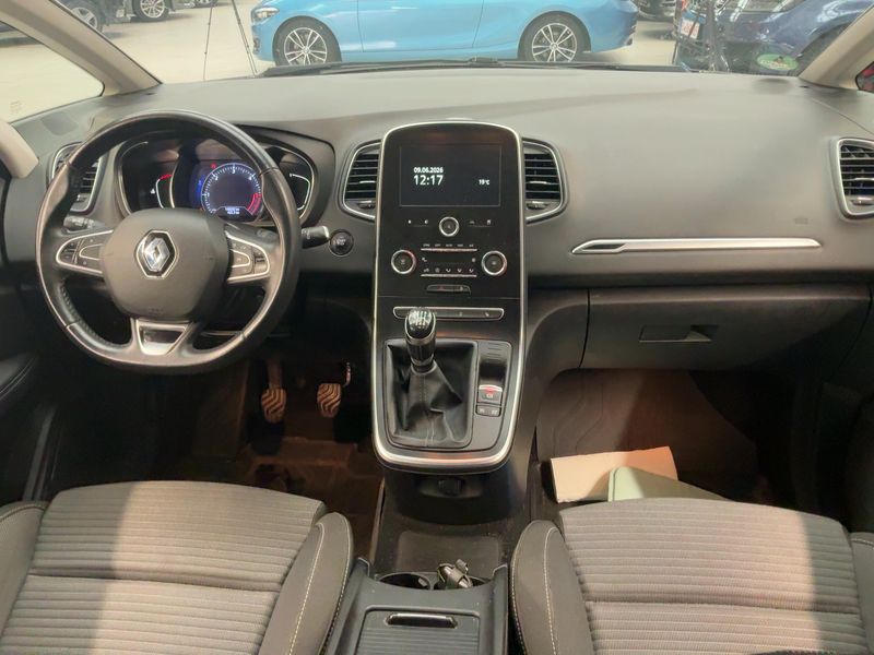 Renault Grand Scenic 1.7 BLUE dCi Grand Business Edition 2019 – снимка 17