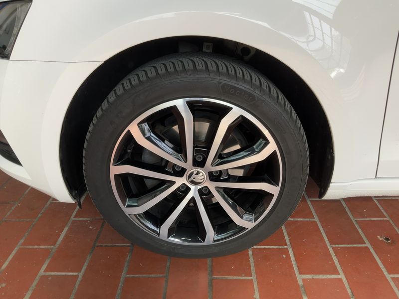 Skoda Octavia 2.0 TDI Soleil 2020 – снимка 3