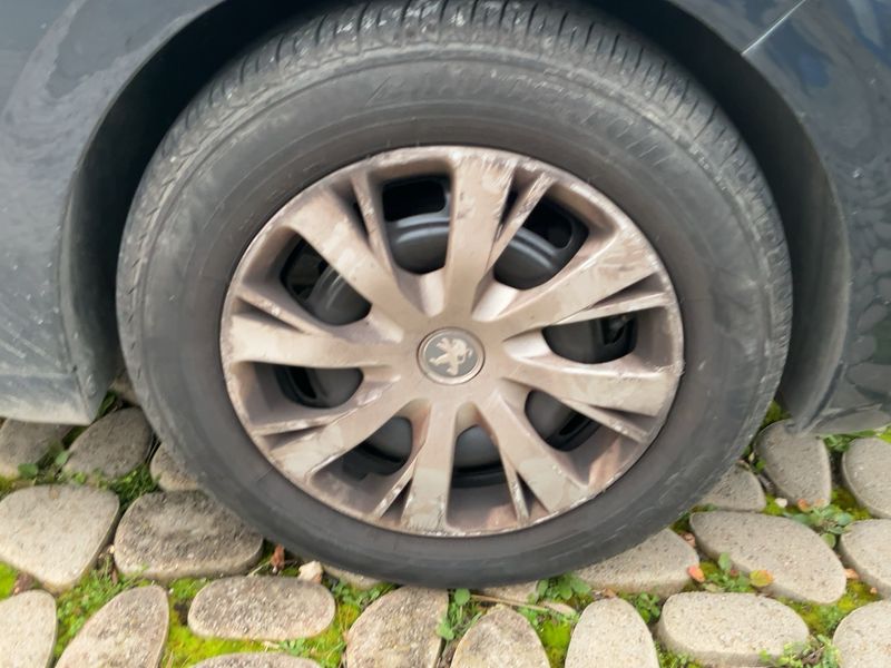 Peugeot 208 1.0 VTi Active 2016 – снимка 11