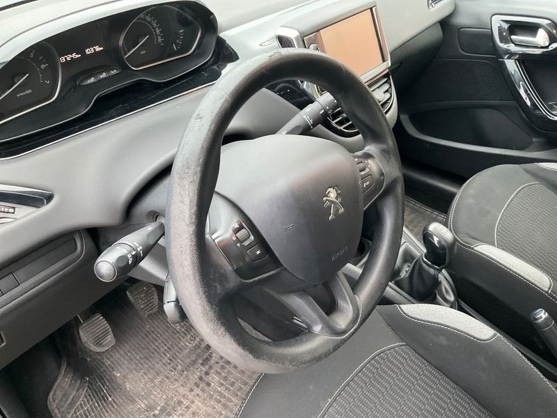 Peugeot 208 1.0 VTi Active 2016 – снимка 21