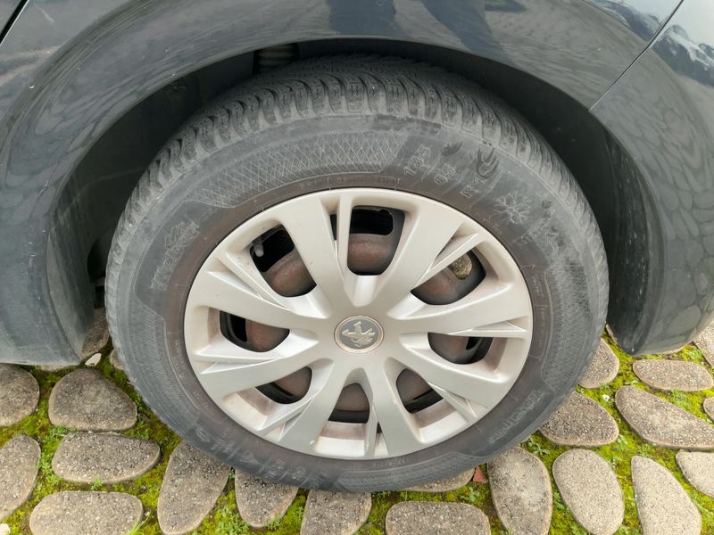 Peugeot 208 1.0 VTi Active 2016 – снимка 5