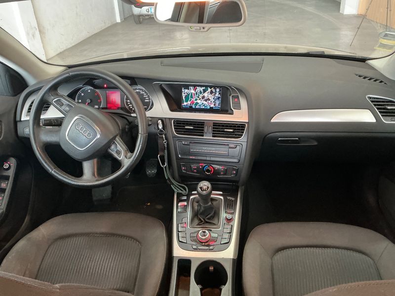 Audi A4 2.0 TDI 2009 – снимка 14