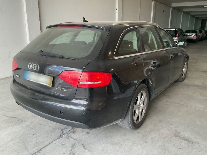 Audi A4 2.0 TDI 2009 – снимка 6