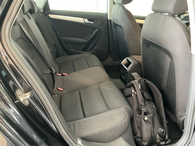 Audi A4 2.0 TDI 2009 – снимка 21