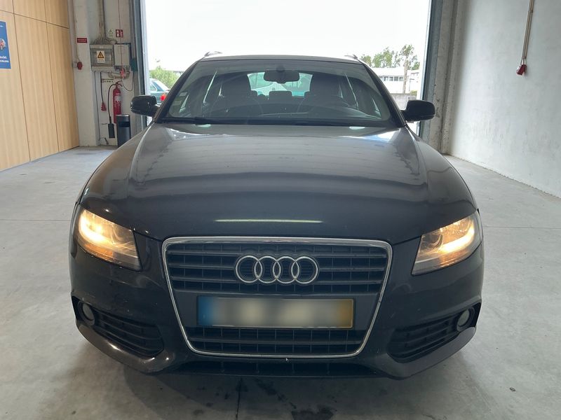 Audi A4 2.0 TDI 2009 – снимка 9