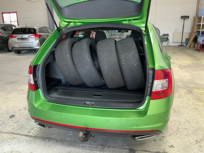 Skoda Octavia 2.0 TDI RS 2014 – снимка 16