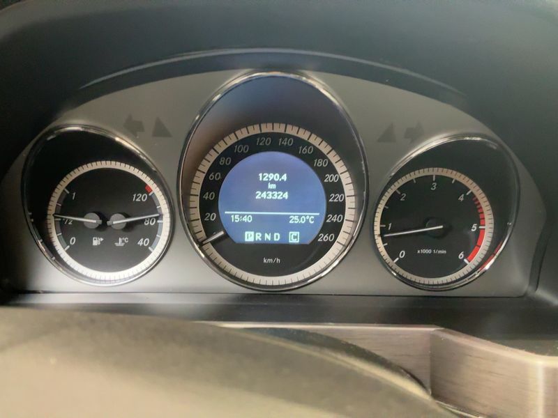 Mercedes-Benz GLK-Klasse GLK 220 CDI 4Matic BlueEfficiency 2010 – снимка 19