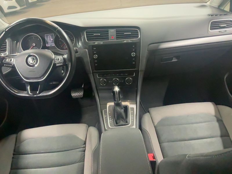 Volkswagen Golf VII 1.6 TDI Comfortline BlueMotion Tech 2018 – снимка 17