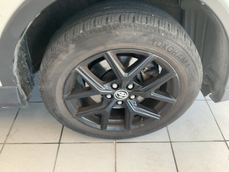 Toyota RAV 4 2.5 Hybrid Dynamic 2018 – снимка 11