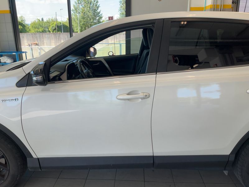 Toyota RAV 4 2.5 Hybrid Dynamic 2018 – снимка 4