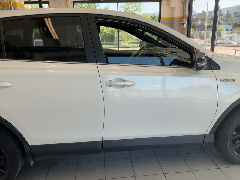 Toyota RAV 4 2.5 Hybrid Dynamic 2018 – снимка 10