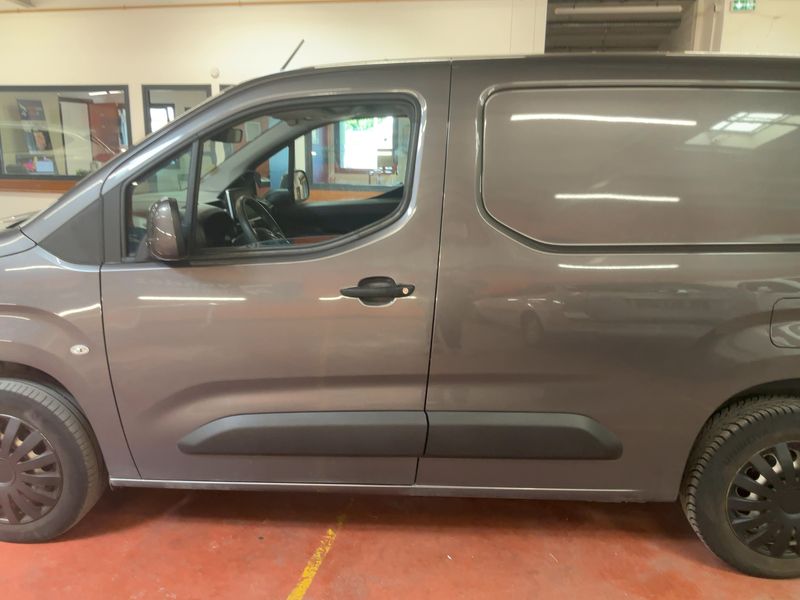 Opel Combo 1.5 CDTI Edition erhöhte Nutzlast 2021 – снимка 4