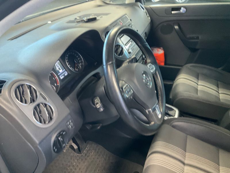 Volkswagen Golf VI Plus 1.2 TSI Match 2013 – снимка 25