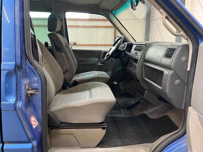 Volkswagen T4 Caravelle 2.5 TDI 1999 – снимка 3