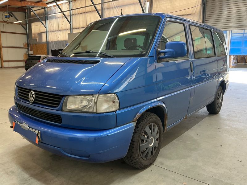 Volkswagen T4 Caravelle 2.5 TDI 1999 – снимка 1