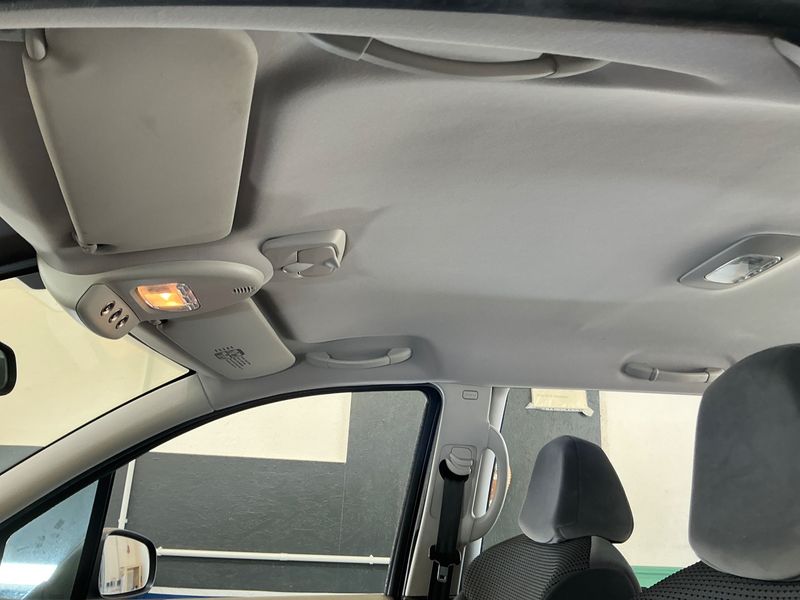 Peugeot 807 2.0 HDi Allure 2013 – снимка 32