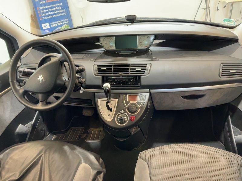 Peugeot 807 2.0 HDi Allure 2013 – снимка 18
