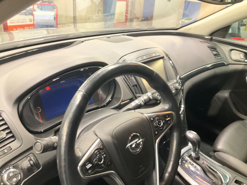 Opel Insignia Sports Tourer 2.0 CDTI Business Innovation 2016 – снимка 30
