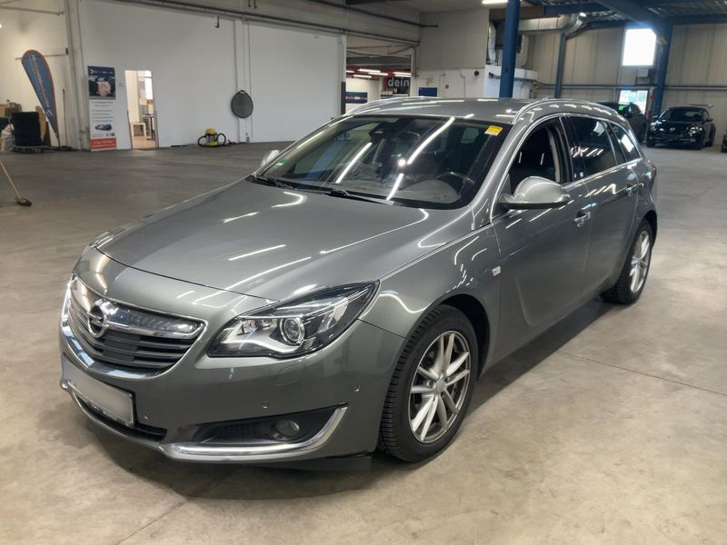 Opel Insignia Sports Tourer 2.0 CDTI Business Innovation 2016 – снимка 1