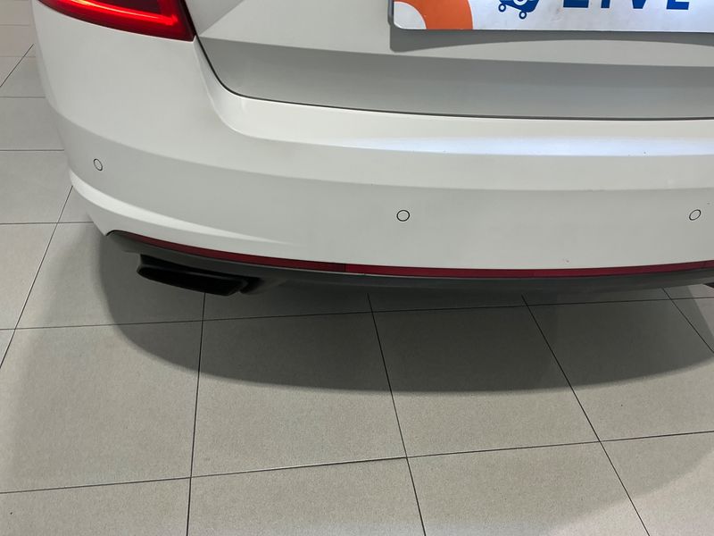 Skoda Octavia 2.0 TDI RS 2015 – снимка 25