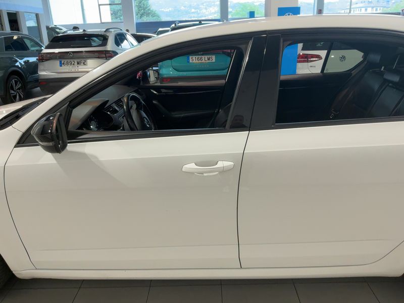 Skoda Octavia 2.0 TDI RS 2015 – снимка 4